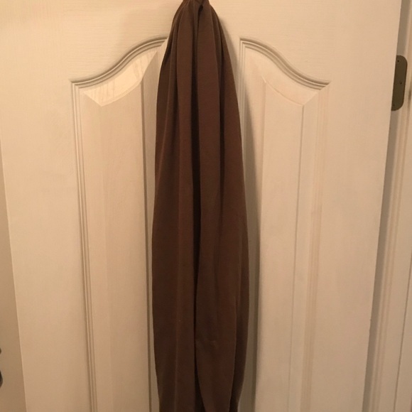 Dual-Sided Infinity Scarf - Picture 3 of 3